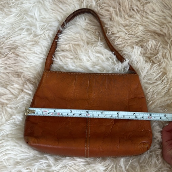 Kenneth Cole distressed leather mini handbag - Picture 11 of 11